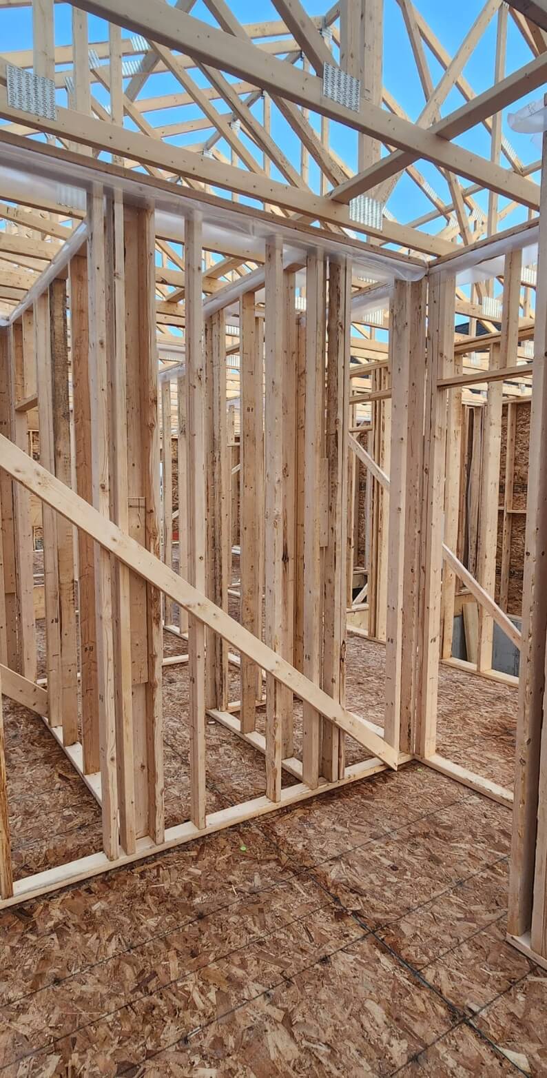 building custom home in hamilton